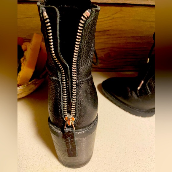 Buttery soft leather lace up booties Dolce Vita size 7 - Picture 1 of 4